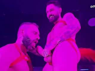 Fetish-X &vert; Cats Show &agrave; l'Aqua Emporio &vert; Macho Jim Edition
